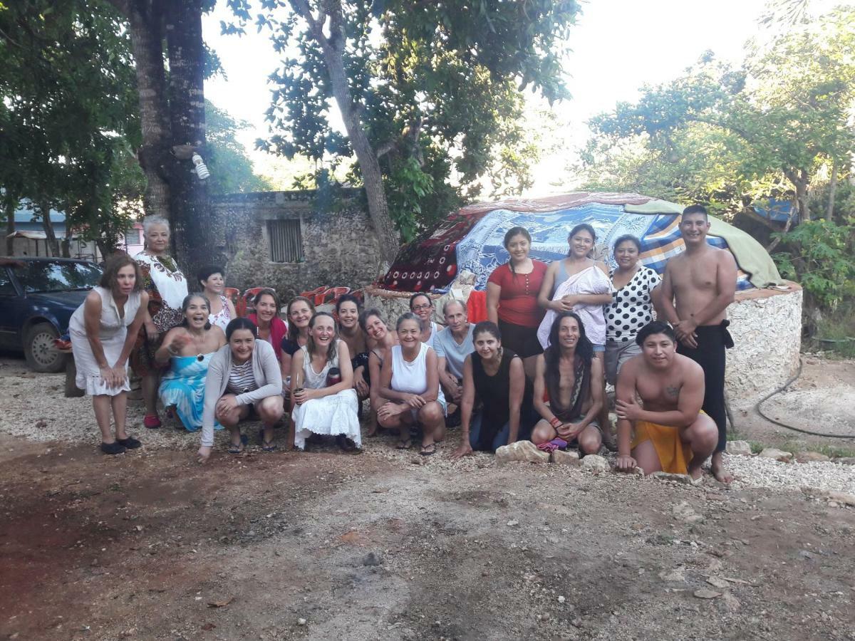 Hostal Y Temazcal Guemez ชิทเชน-อิทซา ภายนอก รูปภาพ